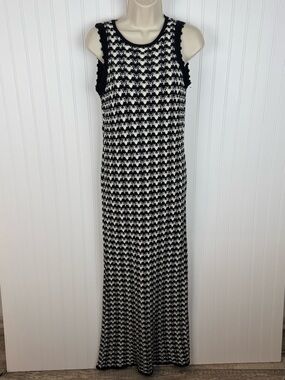 Future Collective Black & White Knit Maxi Dress Open Back Sleeveless Boho M